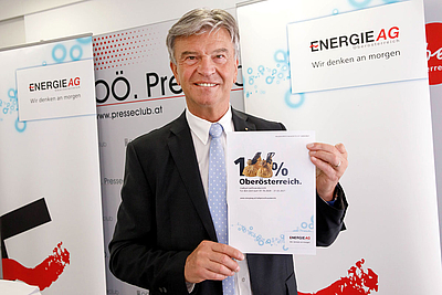 Energie AG Generaldirektor Werner Steinecker bei der Pressekonferenz zur Halbjahresbilanz 2020/2021