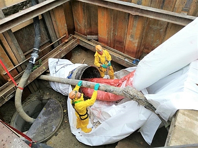 Mit einem 127 Meter langem Schlauchliner wurde die Druckleitung unter der Salzach saniert. © RTi