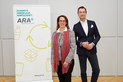 Ursula Swoboda, Managing Director GfK Austria und Harald Hauke, ARA Vorstandssprecher